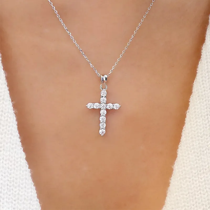 Vintage Alloy Rhinestone Cross Pendant Necklace For Women Men Individual Trend Electroplated Silver Color Fashion Jewelry Necklaces