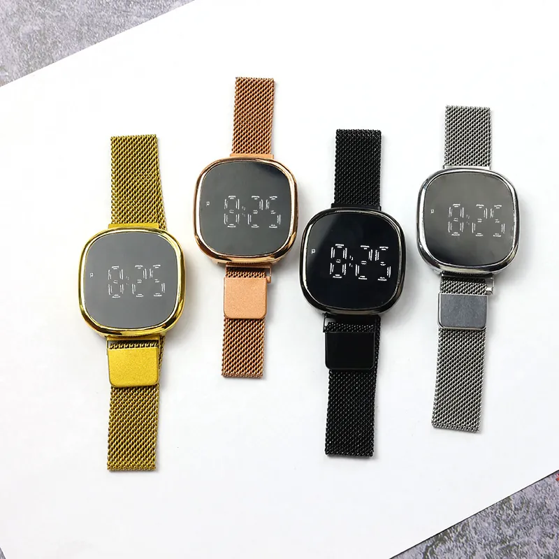 Montre Numérique LED pour Hommes Boîtier en Alliage Ovale Bracelet en Maille Sportive Minimaliste Électronique