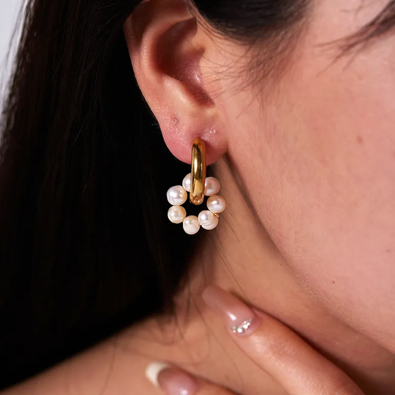 Créoles Acier Inoxydable Plaqué Or 18K Avec Künstliche Perle D'eau Douce Pendante Élégant Bijoux Mode Femmes