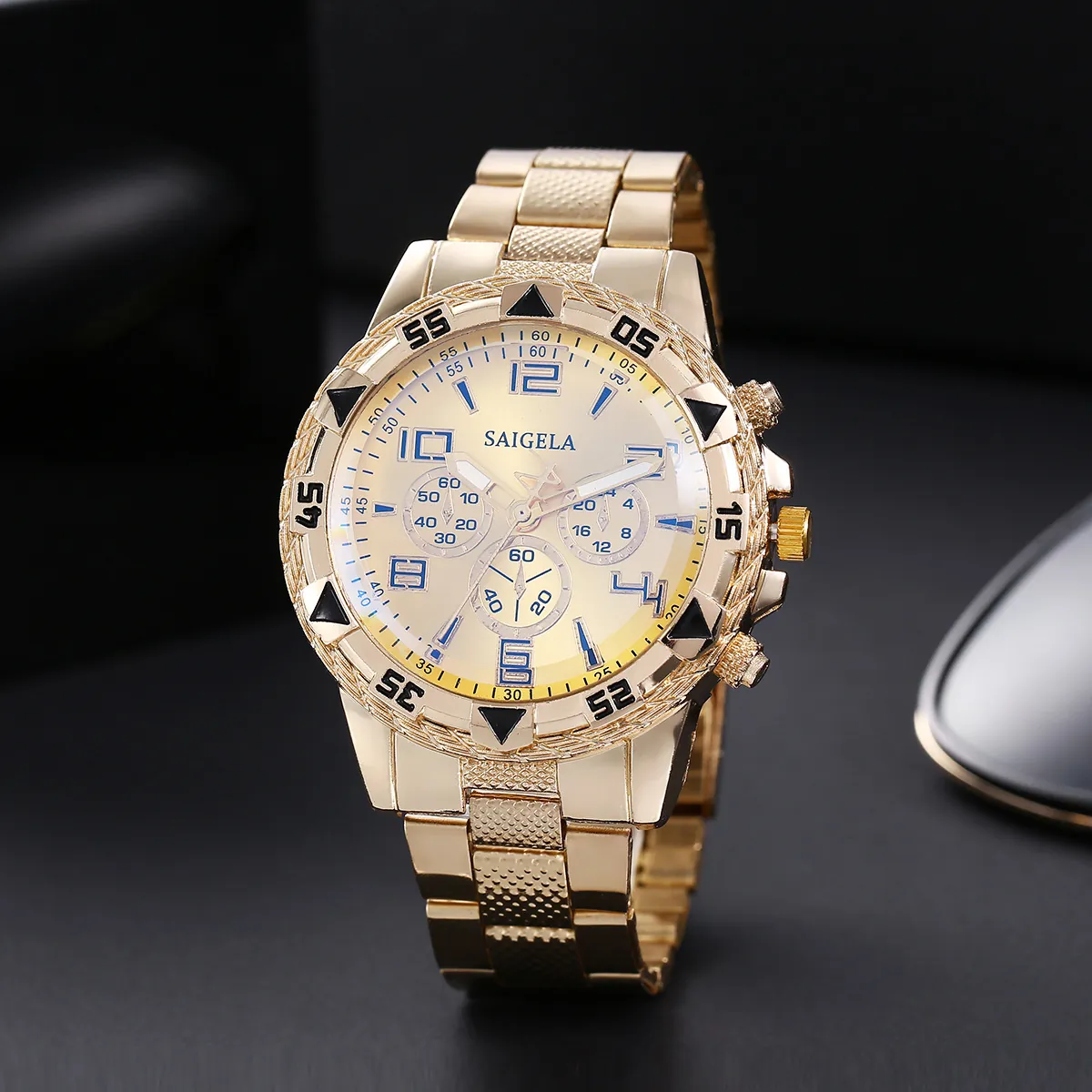 Orologio Al Quarzo Da Uomo Cassa In Lega Cinturino In Lega Di Zinco Chiusura In Acciaio Inossidabile Stile Business