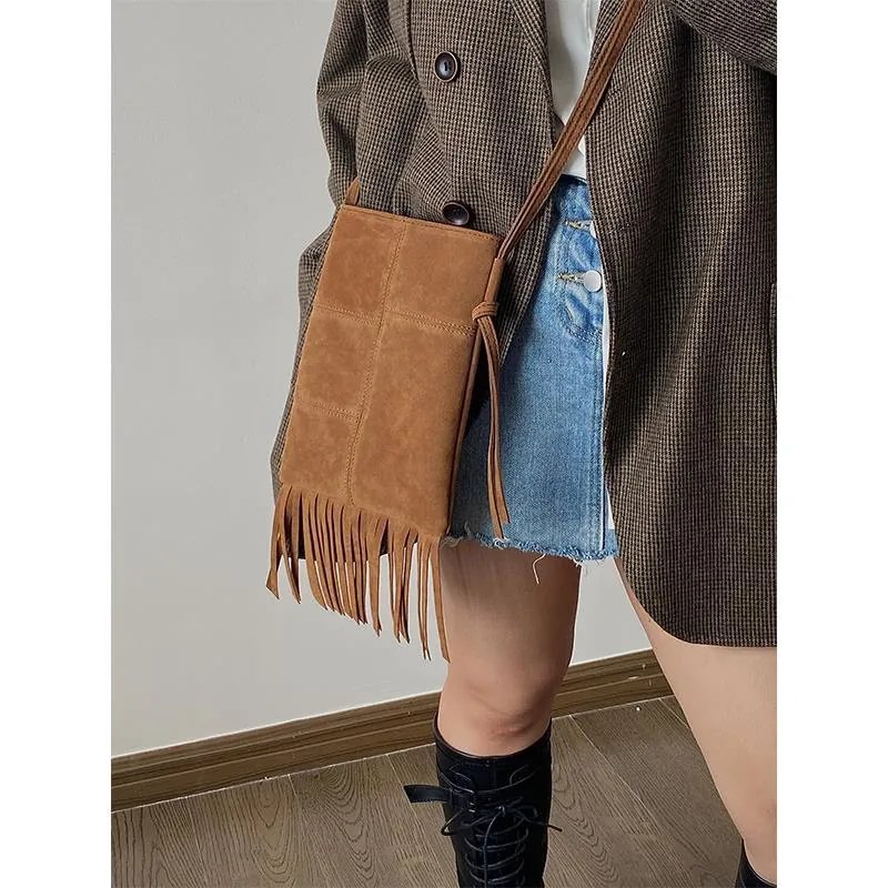 Bohemian Fringe Crossbody Bag Women Retro Matte Suede PU Tassel Small Phone Pouch Shoulder Bag Vintage Style Brown
