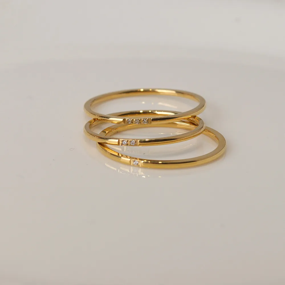 Minimalistischer Titanstahlring Für Damen Mit Zirkonia Nicht Verblassender Leichter Luxus Schlichter Fingerring Schmuck