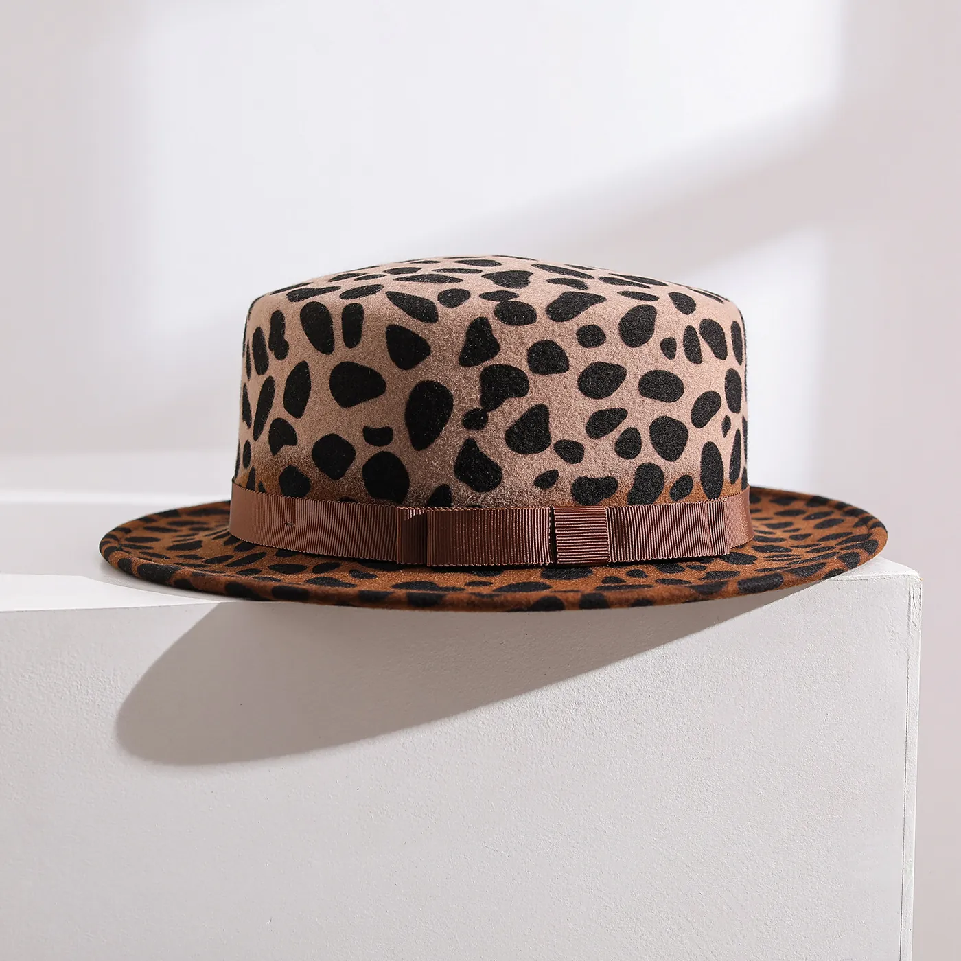 Chapeau Fedora en Laine Imprimé Léopard pour Femme Calotte Plate Large Bord avec Nœud Rétro Mode Automne Hiver