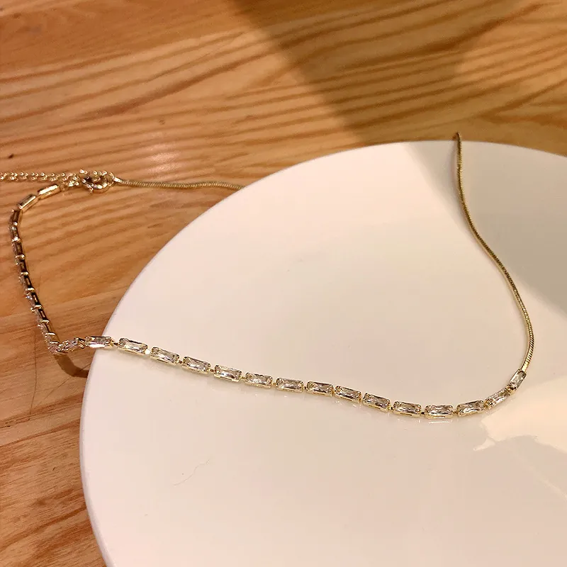 Minimalist Gold Plated Asymmetrical Snake Chain Necklace For Women Geometric Rectangle Rhinestone Inlaid Clavicle Chain Jewelry