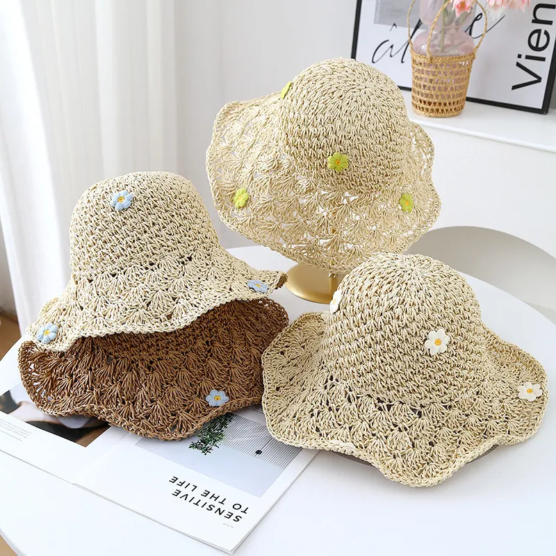 Chapeau De Paille Été Femme Élégant Fleuri Tissé Bob Bord Large Ondulé Protection Solaire Plage Voyage