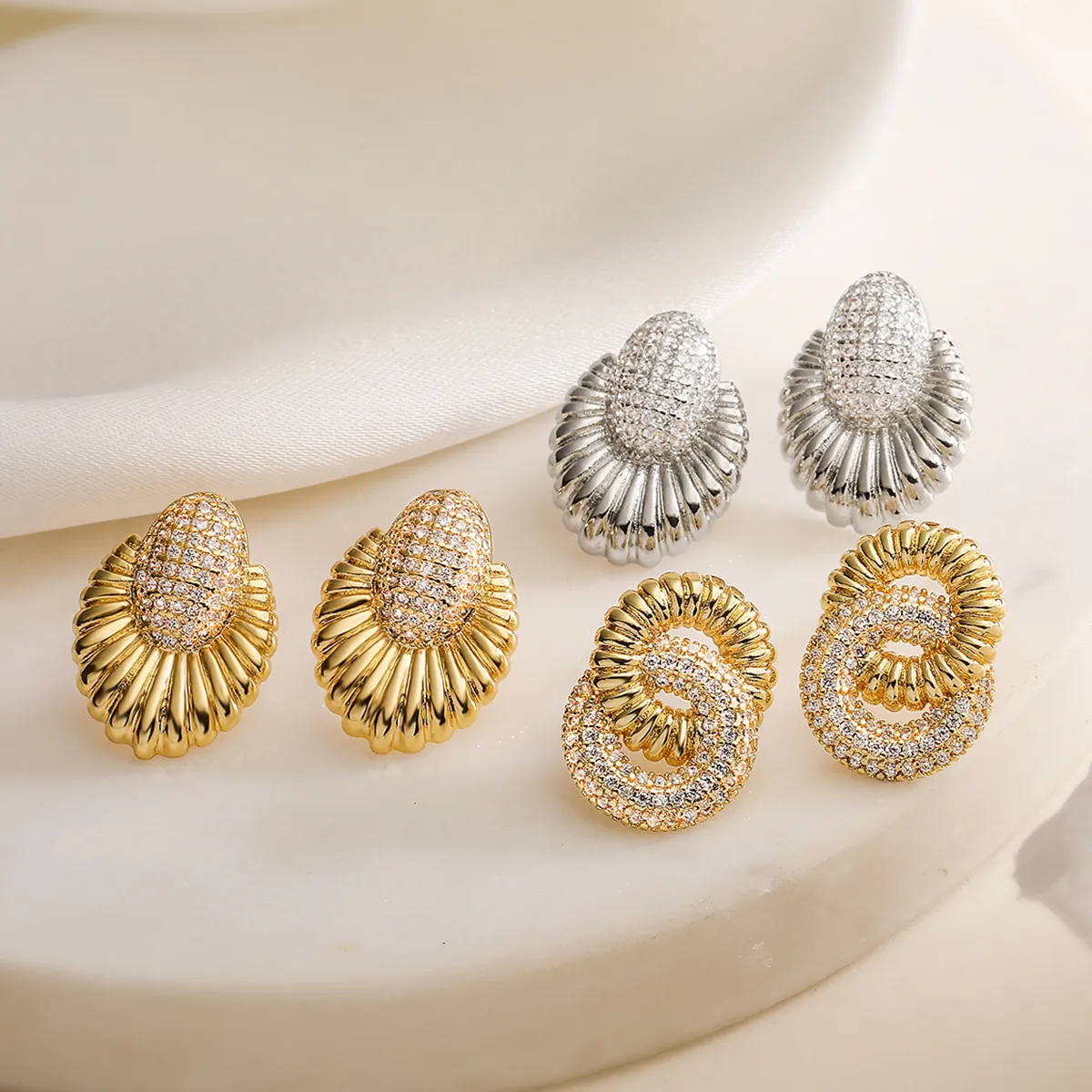 Elegant Geometric Stud Earrings Copper 18K Gold Plated Zircon Vintage Jewelry For Women Fashion Accessory