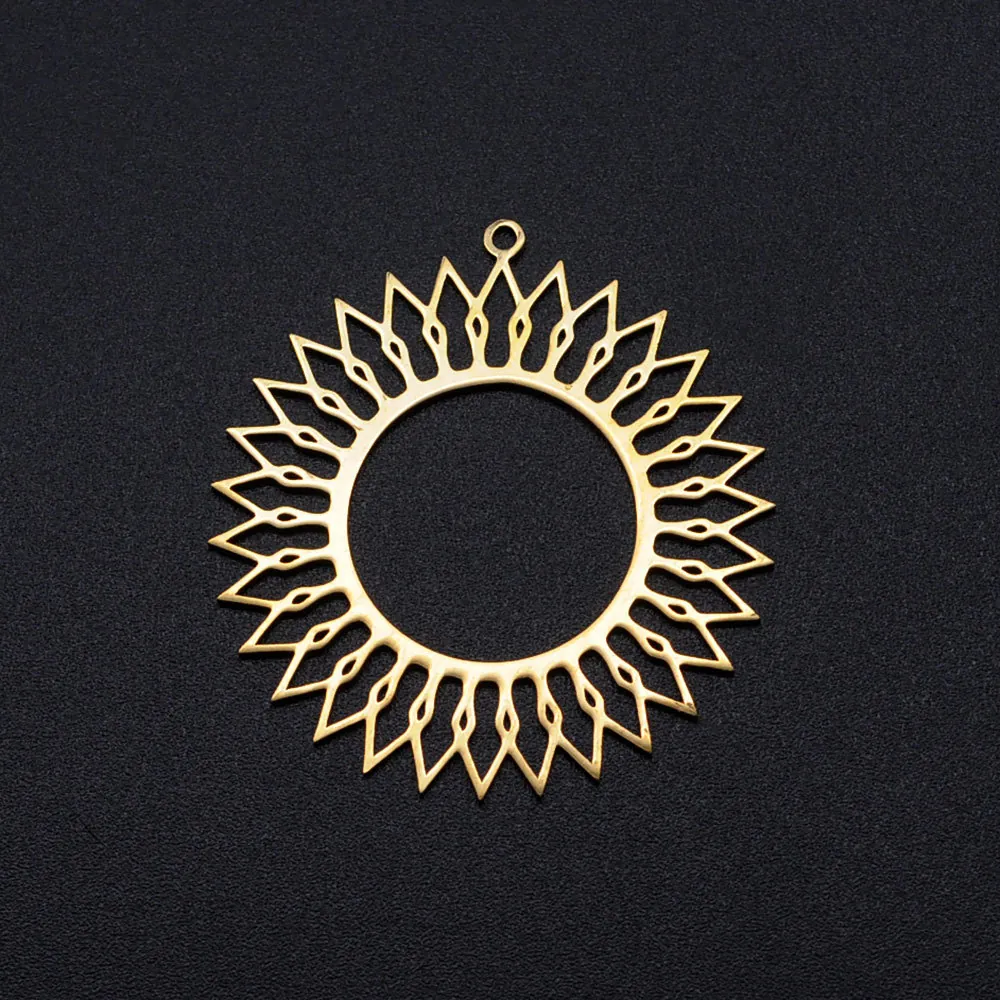 Stainless Steel Sun Pendant Hollow Out Round Ring Fully Polished Charm For Necklace Earring DIY Jewelry Making Accessories