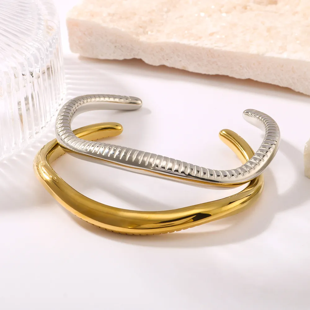Geometric Python Pattern Open Bangle Stainless Steel 18K Gold Plated C-Shape Irregular Snake Skin Bracelet For Women