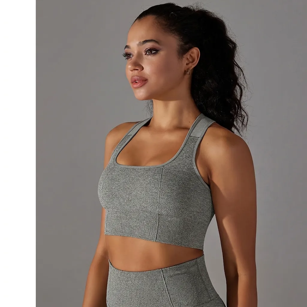 Women's Seamless Sports Bra Shockproof Pushing Up Nylon Spandex Gym Yoga Running Vest Top Solid Color Beautiful Back Activewear