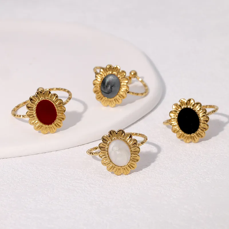 Vintage Sunflower Open Adjustable Ring Stainless Steel Gold Plated French Style Elegant Geometric Women Jewelry