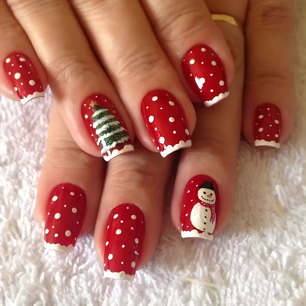 Faux Ongles À Presser De Noël Rouges Bonhomme De Neige Sapin De Noël Court Carré Plastique Artificiel Manucure De Vacances