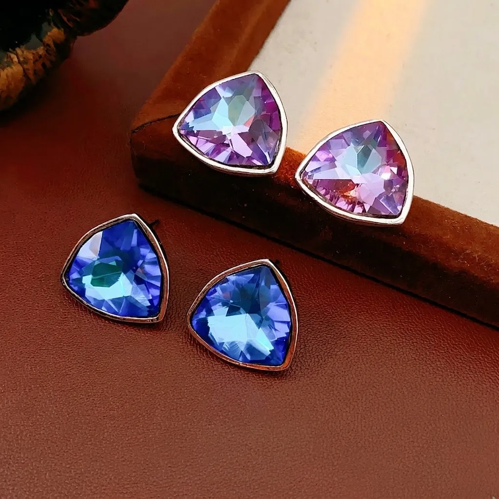 Boucles D'oreilles Triangle Géométriques Alliage Strass Cristaux Avec Tige En Argent Bijoux De Mode Élégants Pour Femmes