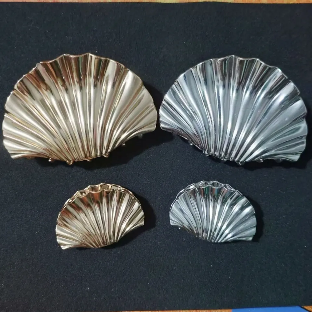 Shell Shape Hair Claw Clip Alloy Scallop Shark Clip For Thick Hair Elegant Vintage Metal Hair Accessories For Women