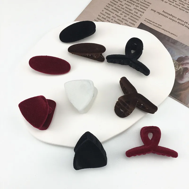 Elegant Flocking Velvet Hair Clips Mini Small Side Clips Multi Shape Acrylic Hairpins For Women Autumn Winter Style