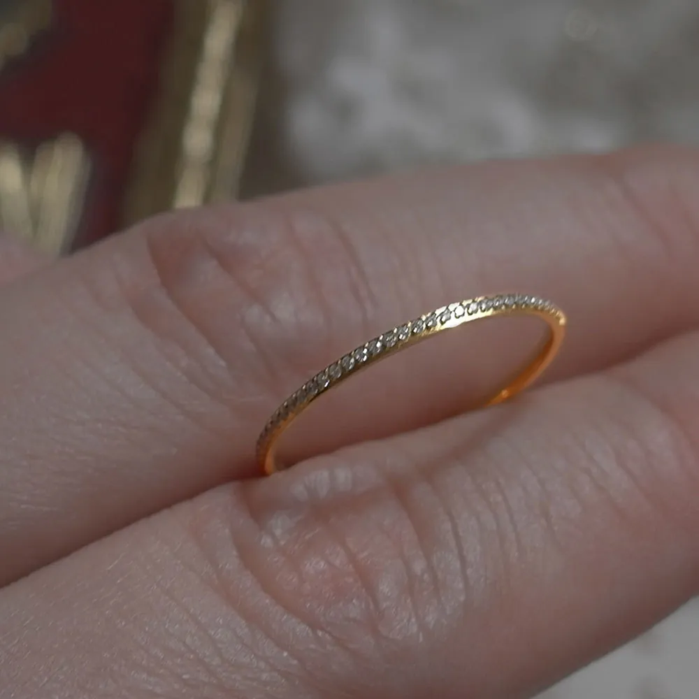 Anello in Argento Sterling 925 Placcato Oro 18K con Strass Stile Francese Elegante Minimalista Impilabile per Donna Gioielli