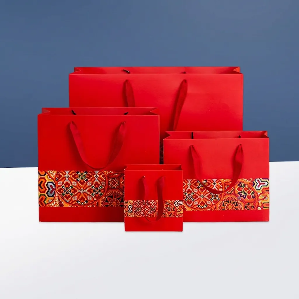 Retro Red Chinese Style Paper Gift Bags Ribbon Handles Ethnic Patterns Wedding Festival Souvenir Packaging