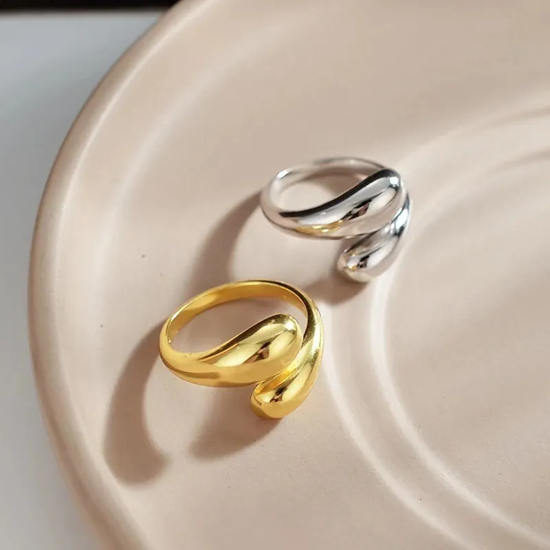 Anello Aperto Regolabile In Lega Forma A Goccia Irregolare Lucido A Specchio Stile Minimalista Per Donne