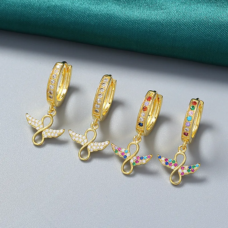Boucles d'Oreilles Pendantes Aile d'Ange Infini en Cuivre Plaqué Or 18K pour Femmes Bijoux de Mode avec Strass Pavés