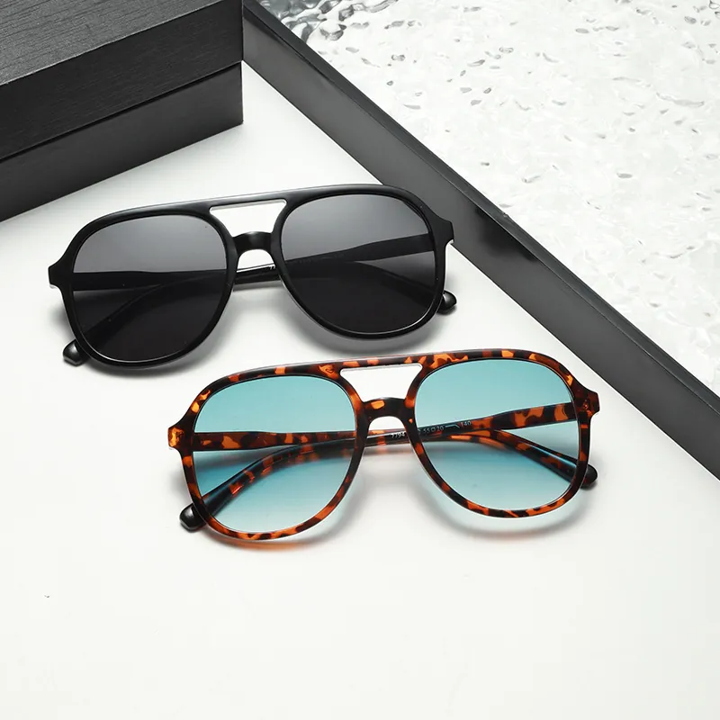 Occhiali Da Sole Aviator Vintage Doppio Ponte Protezione UV400 Montatura In Plastica Lenti PC Trendy Unisex Outdoor