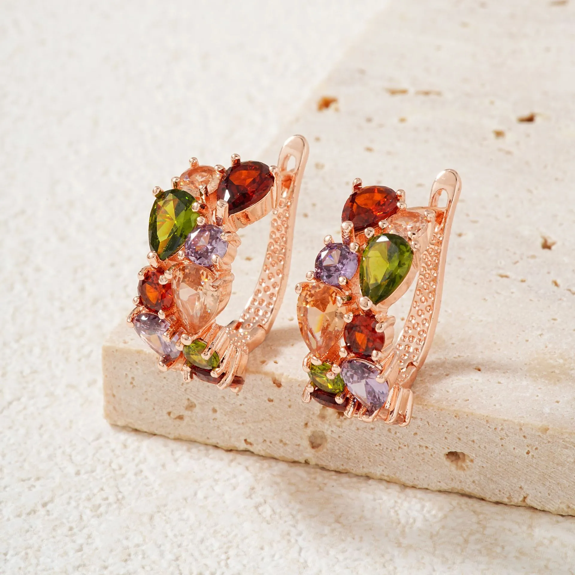 Boucles Oreilles Huggie En Cuivre Goutte Eau Avec Incrustation Zircon Bijoux Luxe Mode Pour Femmes