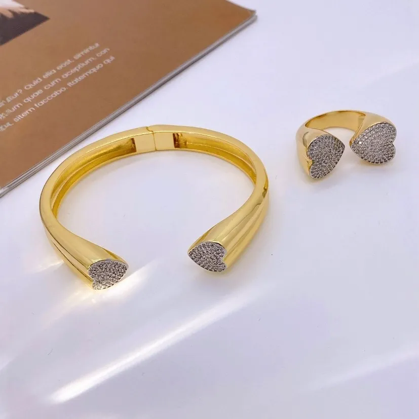 Moda Rame Cuore Anello Aperto E Bracciale Rigido Con Strass Intarsiato Doppia Cuore Regolabile Gioielli per Donna Regalo
