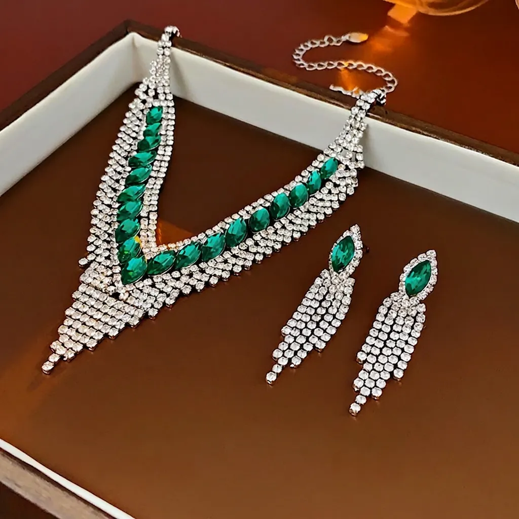 Marquise Grüne Strass Fransen Halskette Und Ohrringe Kupfer Schmuck Für Frauen Hochzeit Abendparty Luxus Vintage