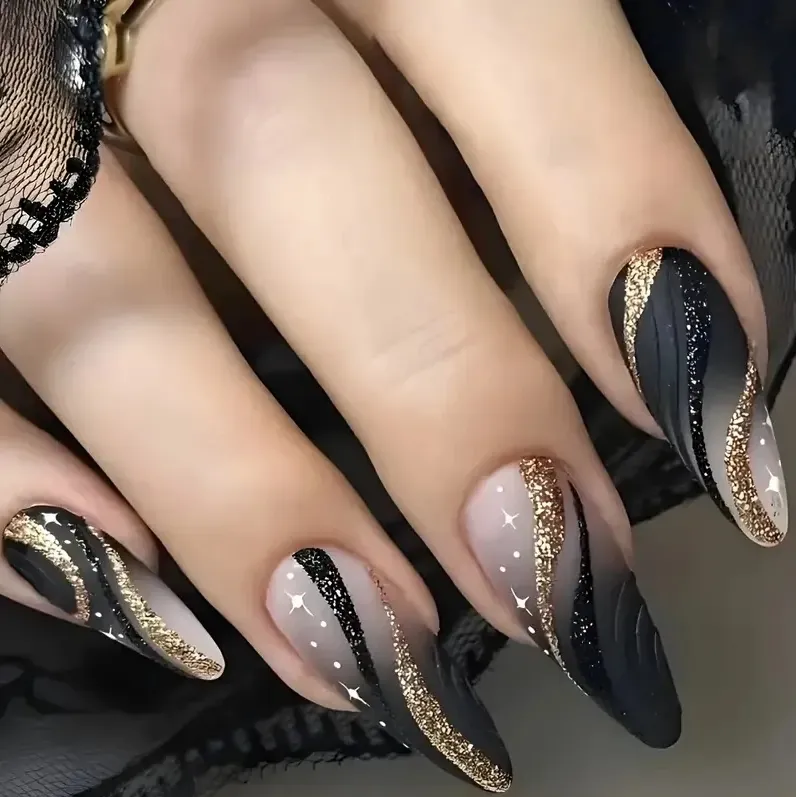Black Gold Press On Nails Almond Shape With Glitter Wave Lines And Star Patterns Artificial Finger Nails