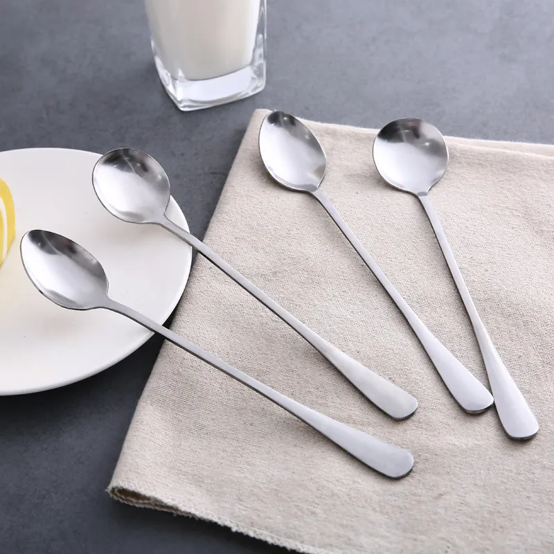 Cucchiaio a Manico Lungo in Acciaio Inossidabile Lucidato a Specchio per Caffè e Dessert stoviglie per Casa e Ristorante