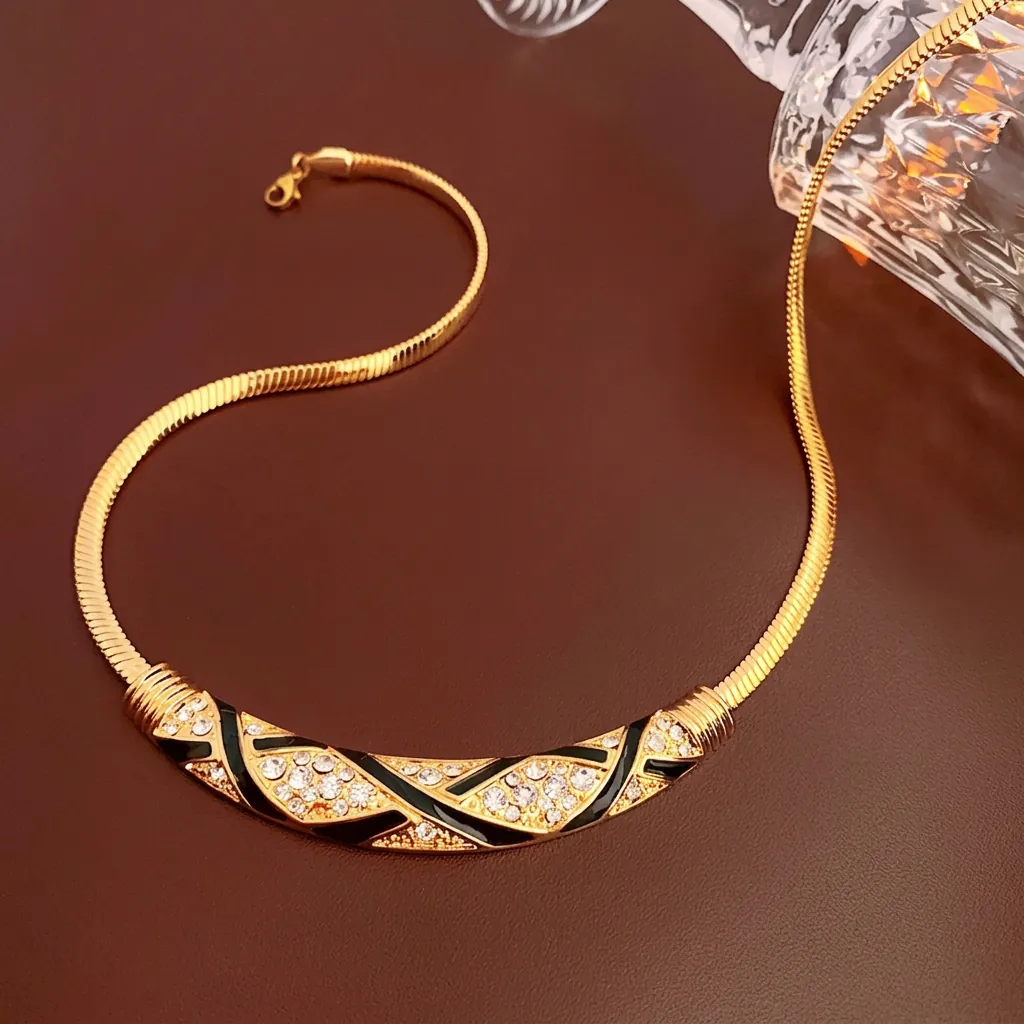 Vintage Schlangenkette Halskette Vergoldetes Kupfer Mit Gebogenem Schwarzem Emaille Und Strasssteinen Schmuck Damen