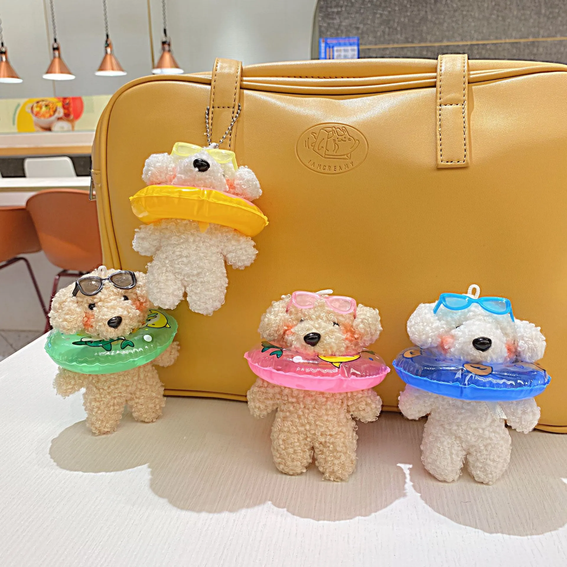 Portachiavi Cane Peluche Cartone Animato Con Mini Occhiali Da Sole E Salvagente Gonfiabile Bambola Morbida Ciondolo Borsa