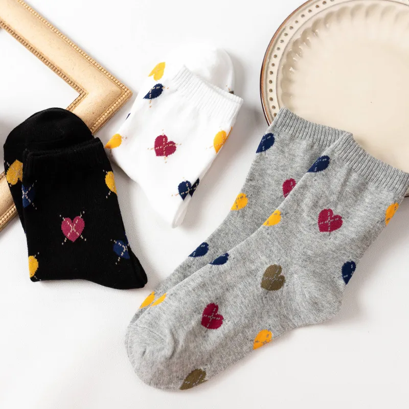 Women's Japanese Preppy Style Cotton Crew Socks Cute Heart Pattern Breathable Knitted Mid-Calf Socks For School Daily