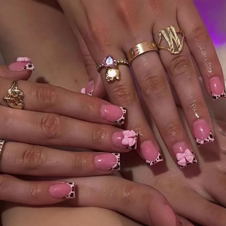 Pink French Leopard Print Press On Nails With 3D Bow Decor Short Square Full Cover Artificial False Nails For Women