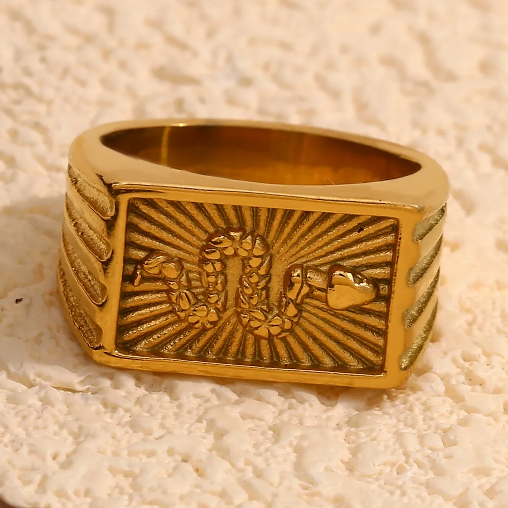 Vintage Stainless Steel Snake Signet Ring For Women 18K Gold Plated Square Plate Embossed Animal Motif Statement Finger Ring Jewelry