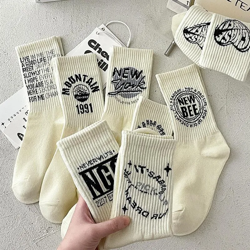 Vintage Men Cotton Mid-Calf Socks Off-White Retro Letter Graphic Sport Crew Socks Breathable Ribbed Hosiery Casual Wear