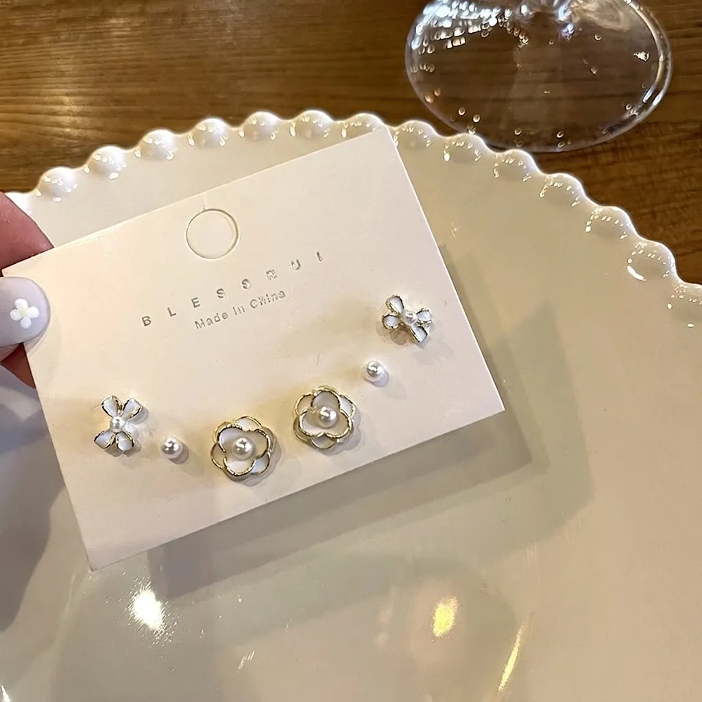 Camellia Flower Bowknot Artificial Pearl Stud Earrings With Silver Earring Post Alloy Enamel French Retro Elegant Jewelry For Women