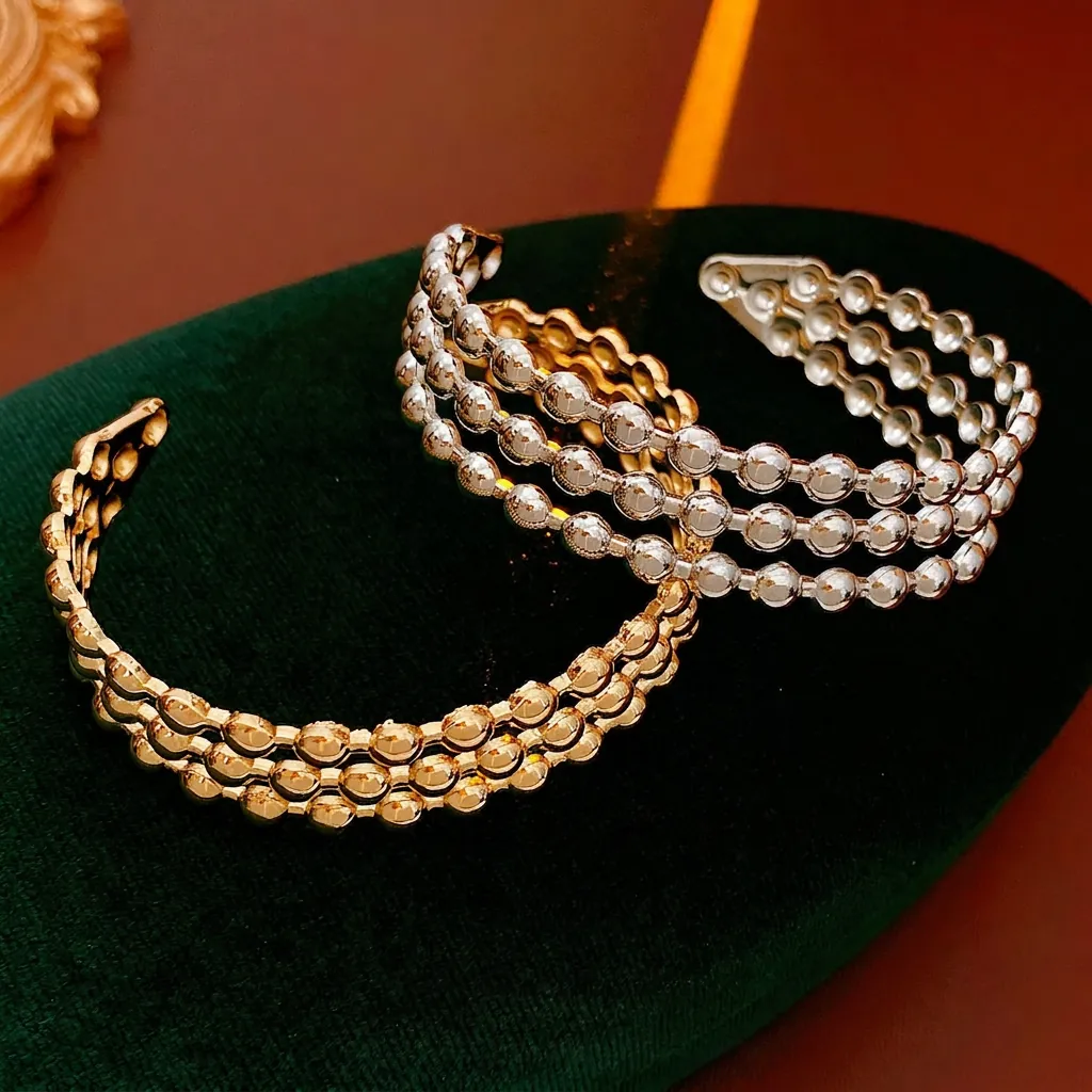 Bracciale Rigido Aperto A Triplo Strato Di Perle Minimalista Design A Sfera Rotonda Metallo Ferro Lucido Gioielli Donna