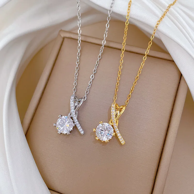 Collier Pendentif Design Cœur Croix Titane Acier Inoxydable Zircon Cuivre Bijoux Élégants De Luxe Pour Femmes