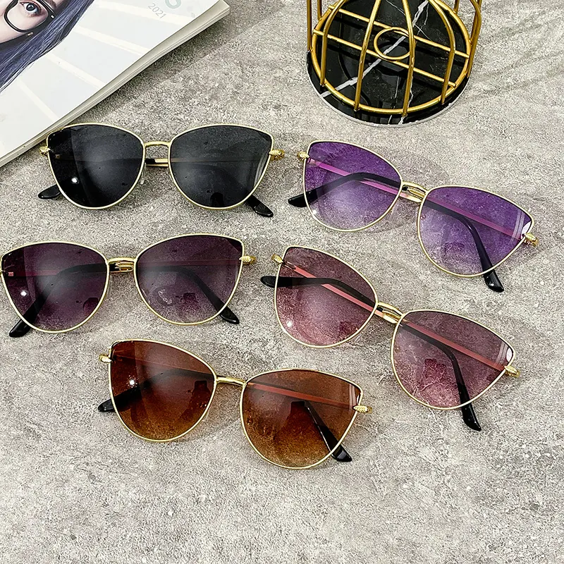 Cat Eye Sunglasses Metal Frame UV400 Protection Fashion Streetwear Gradient Lens For Women Retro Chic