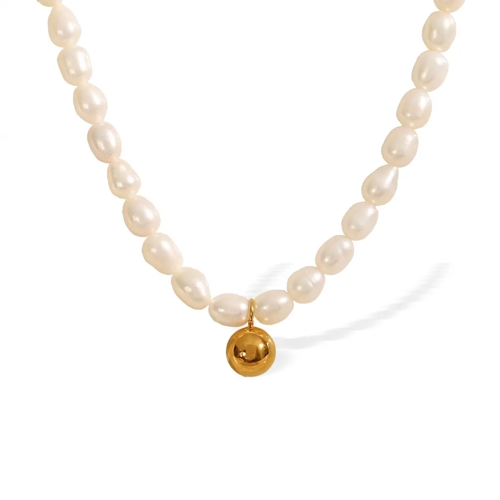 Freshwater Pearl Necklace With Stainless Steel Gold Ball Pendant Elegant Clavicle Chain For Women Fashion Jewelry