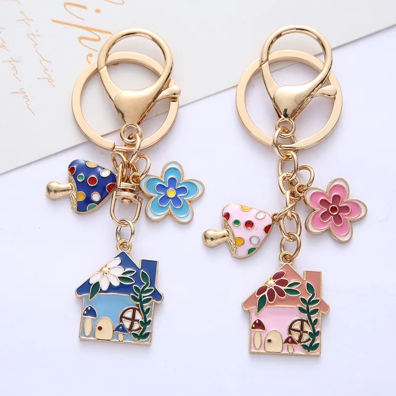 Süßer Emaille Pilz Haus Blume Schlüsselanhänger Zinklegierung Tropföl Tasche Charme Cartoon Schlüsselring Geschenk