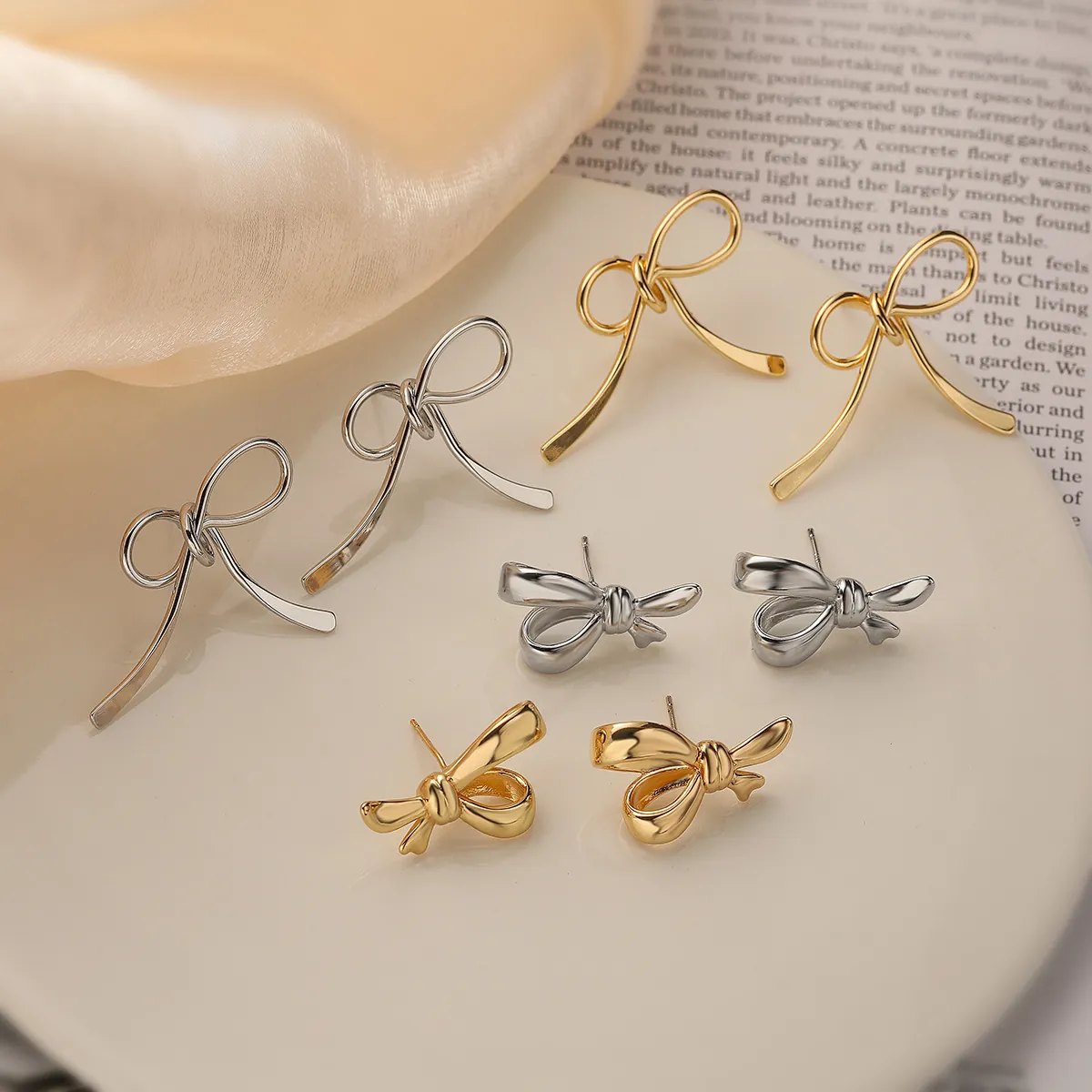 Boucles D'oreilles Puces Noeud Mode Cuivre Plaqué Rétro Géométrique Accessoires De Mode Personnalisés Pour Femmes Style Minimaliste