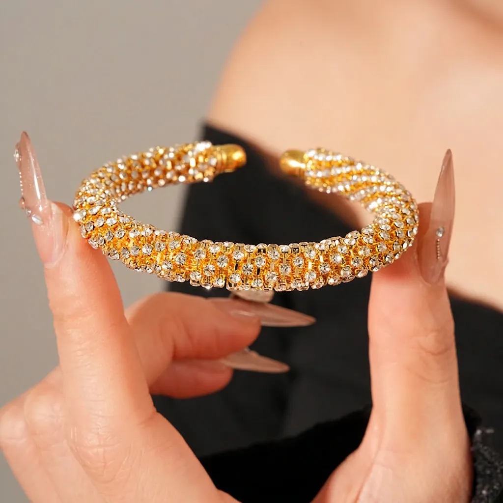 Bracelet Jonc Ouvert Luxe Strass Élégant Scintillant Géométrique Manchette En Métal Bijoux Mode Femmes