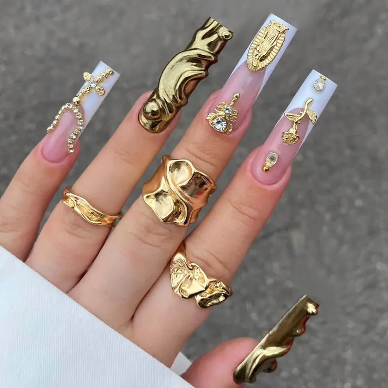 Luxury Gold Chrome French Style Press On Nails Retro 3D Relief Metal Decor Rhinestone Artificial Pearl Long False Nails For Women