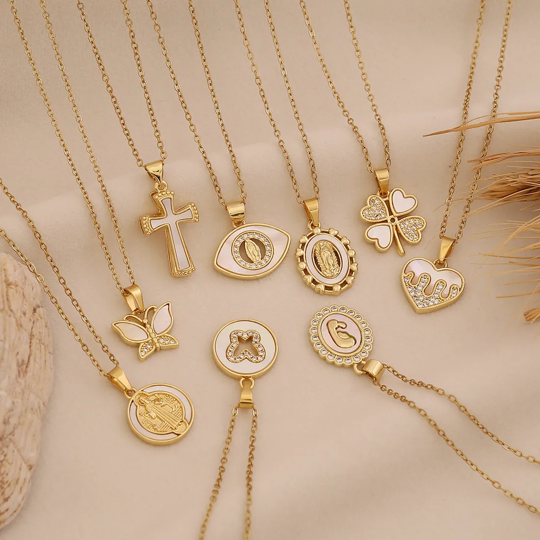 Shell Anhänger Halskette Gold Plattiert Kupfer Edelstahl Schmetterling Kreuz Herz Zirkonia Eingelegt Mode Schmuck Damen