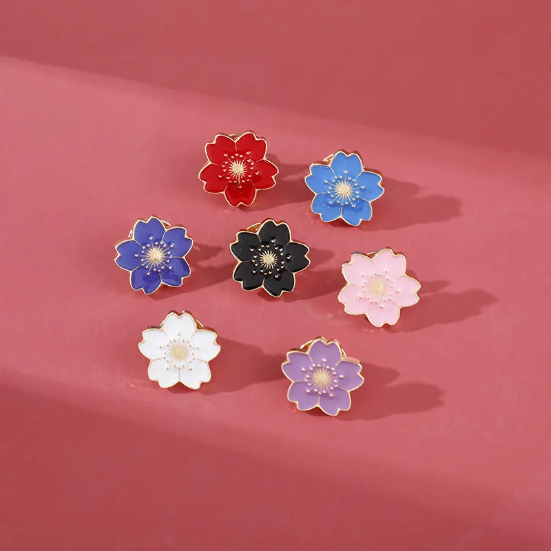 Cute Cherry Blossom Brooch Pin Alloy Enamel Sakura Badge For Backpack Clothes Accessory Japanese Style For Women Men