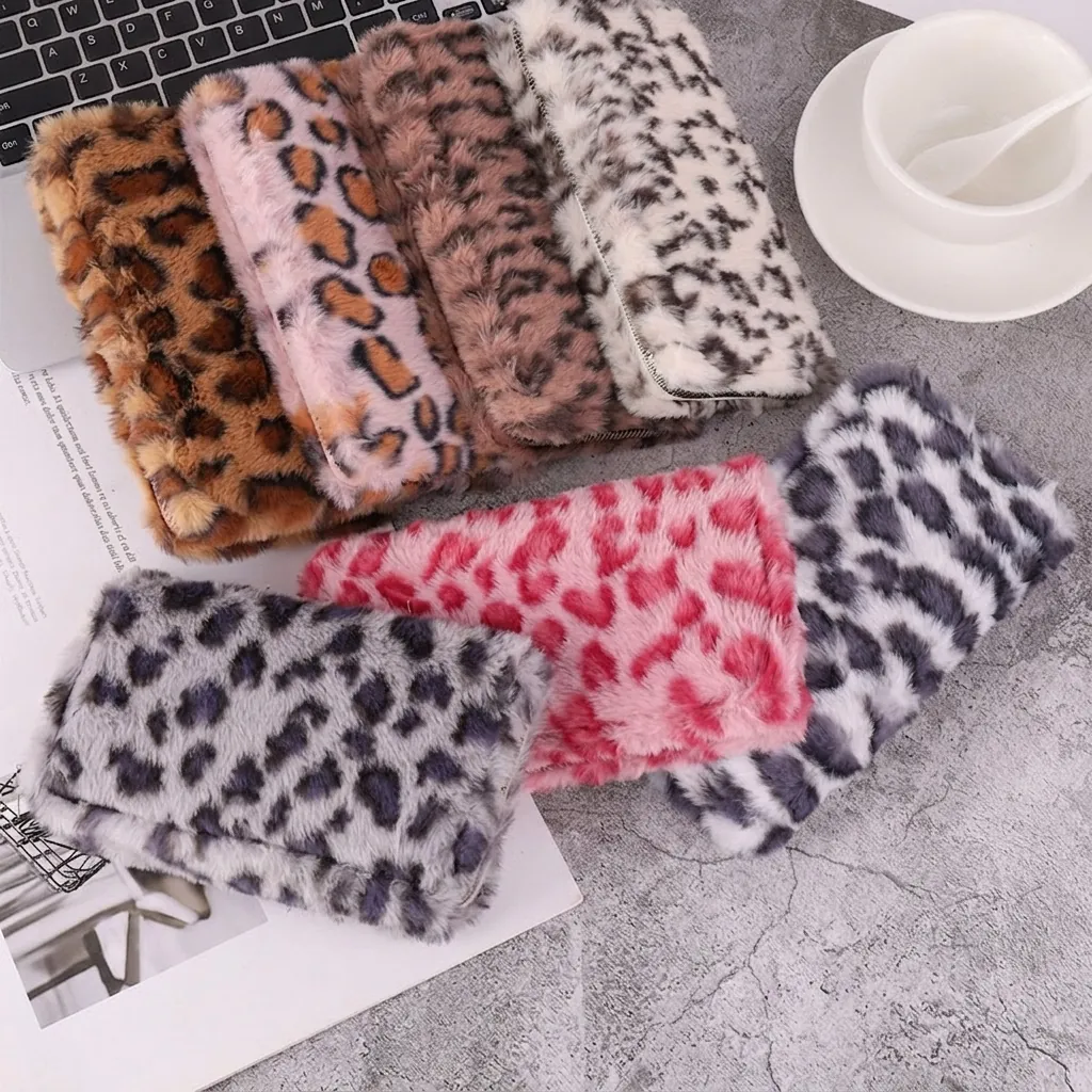 Leopard Print Faux Fur Plush Wallet Zipper Closure Multi Card Slots Fashionable Portable Clutch Bag For Women