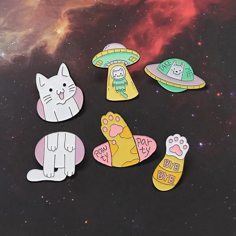 Épingle En Émail Chat Dessin Animé Ovni Exploration Spatiale Alliage Broche Patte Animal Mignonne Badge Pour Vêtements Sacs Décor