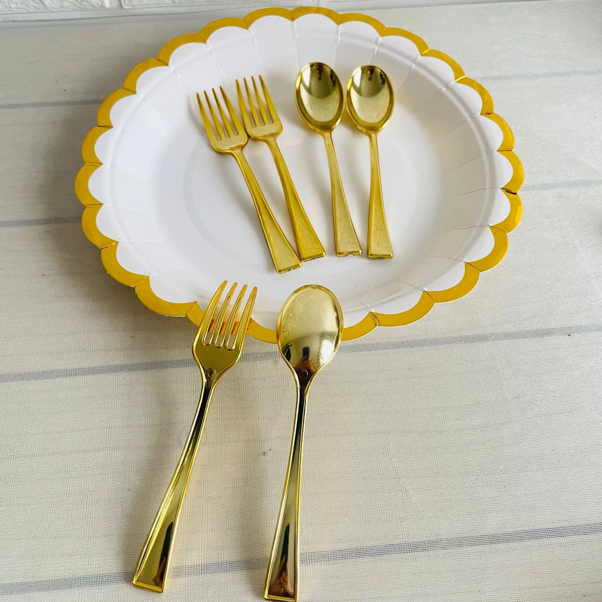 Disposable Mini Dessert Spoons Forks Electroplated Plastic Metallic Finish For Pudding Cake Party Wedding Event Tableware