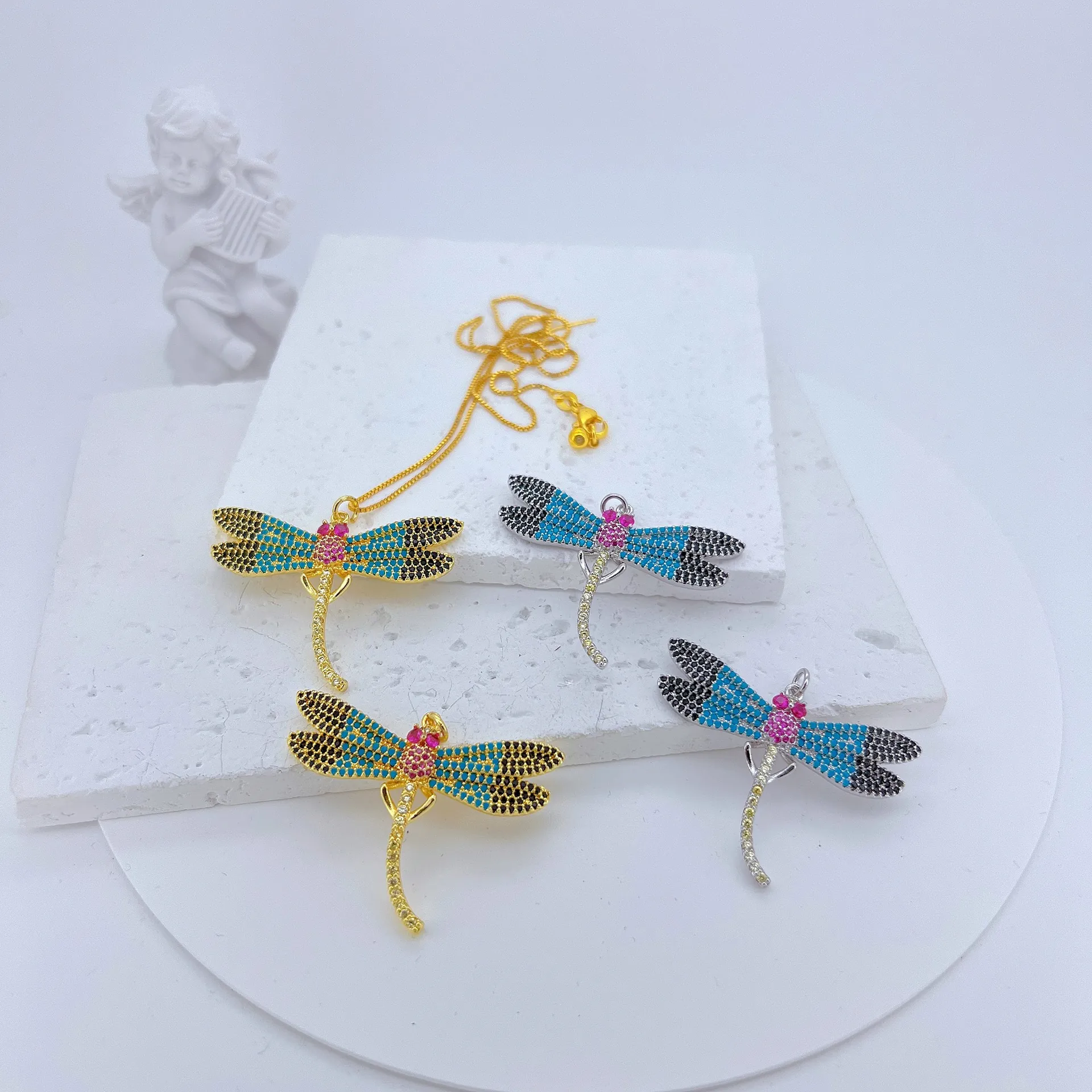 Dragonfly Pendant Copper Gold Plated With Zircon Insect Shape Jewelry For Women Fashion Elegant Dainty Accessory