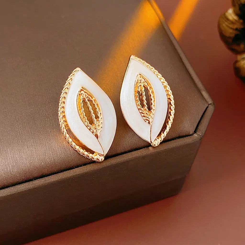 Vintage Blatt Auge Ohrstecker Legierung Emaille Mit Silbernen Ohrringstift Retro Modeschmuck Für Damen